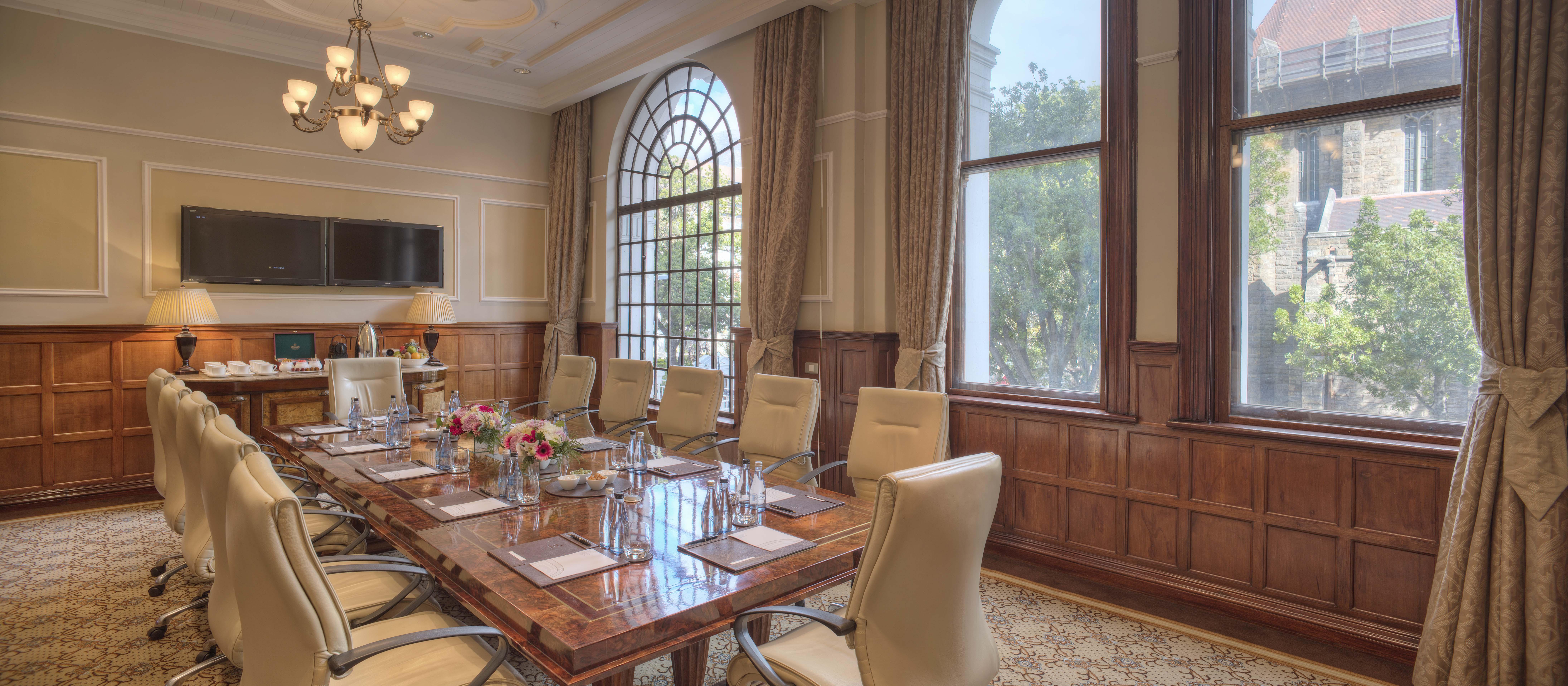 Taj Cape Town Hotel Exterior photo Boardroom