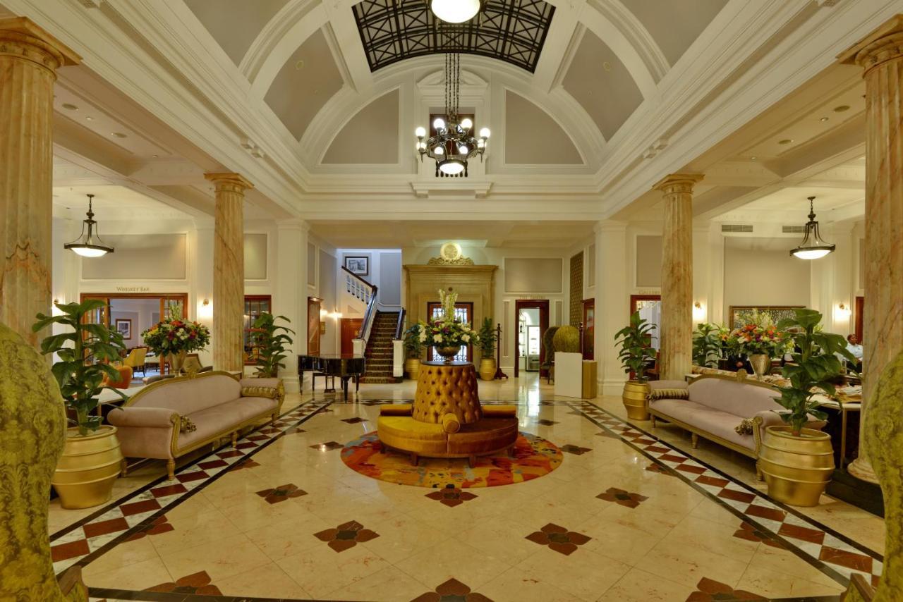 Taj Cape Town Hotel Exterior photo Lobby of the hotel