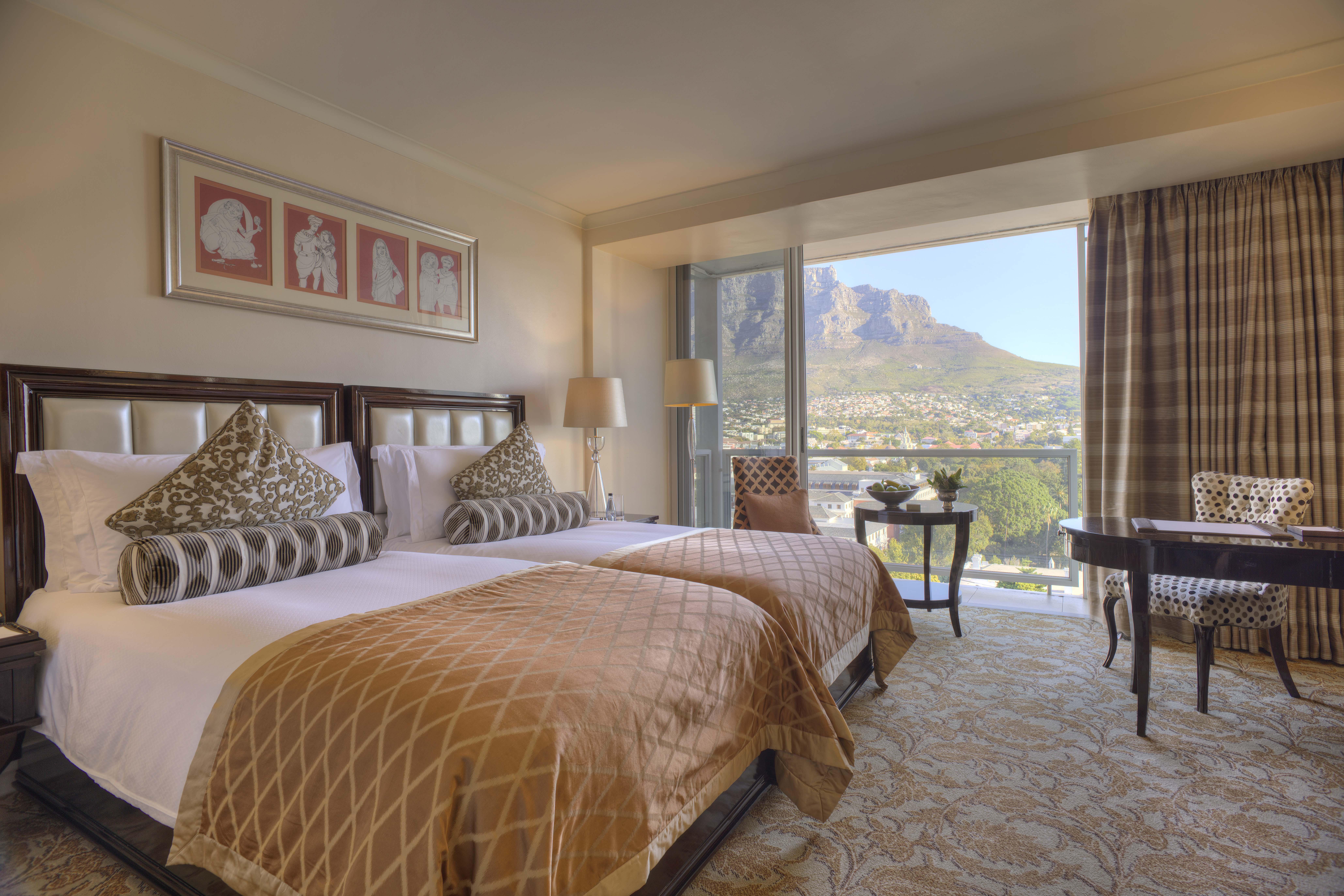 Taj Cape Town Hotel Exterior photo